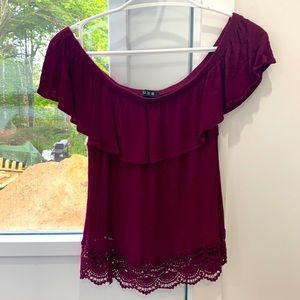 Cute blouse size small